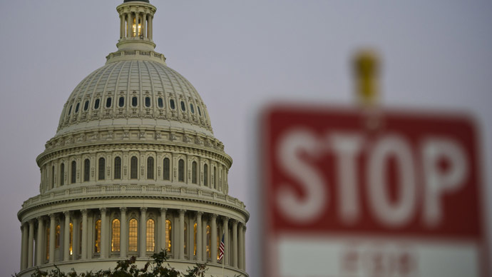 Рейтинговое агентство Standard & Poor's (S & P) предупредило о серьезных последствиях для экономики США, если Конгресс не повысит лимит госдолга до конца сентября